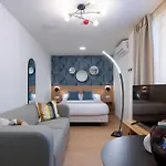 Smartr Turia Апартаменты Валенсия