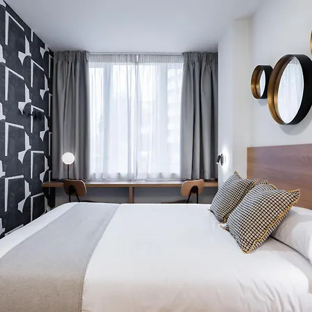 Smartr Turia Apartment
